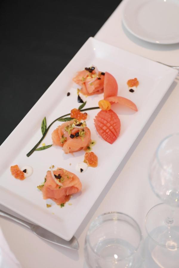 Hotel Kenzi Rose Garden Marrakesh Esterno foto Salmon and caviar